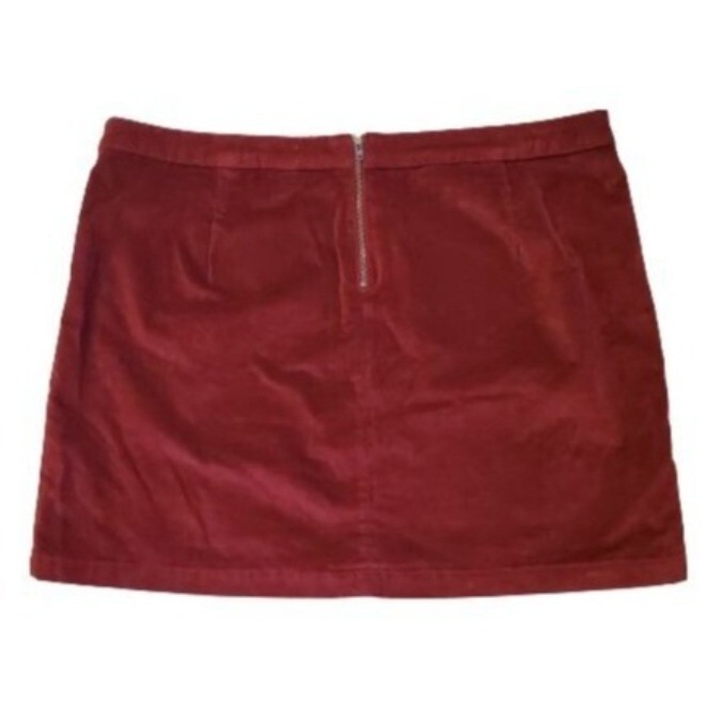 Mossimo Supply Co. Faux Suede Studded Mini Skirt Burgundy Women's Plus Size 18 - Picture 3 of 9